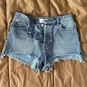 Shoreline Shorts